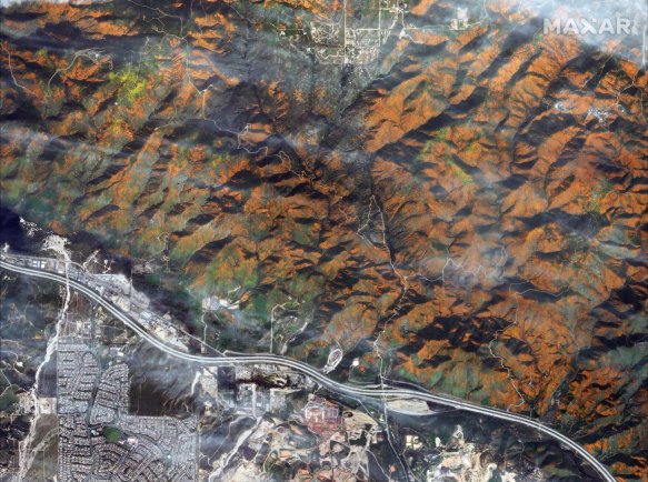 southern-california-orange-poppy-flowers-superbloom-lake-elsinore-walker-canyon-digitalglobe-maxar-worldview-2-wv2-satellite-photos-1